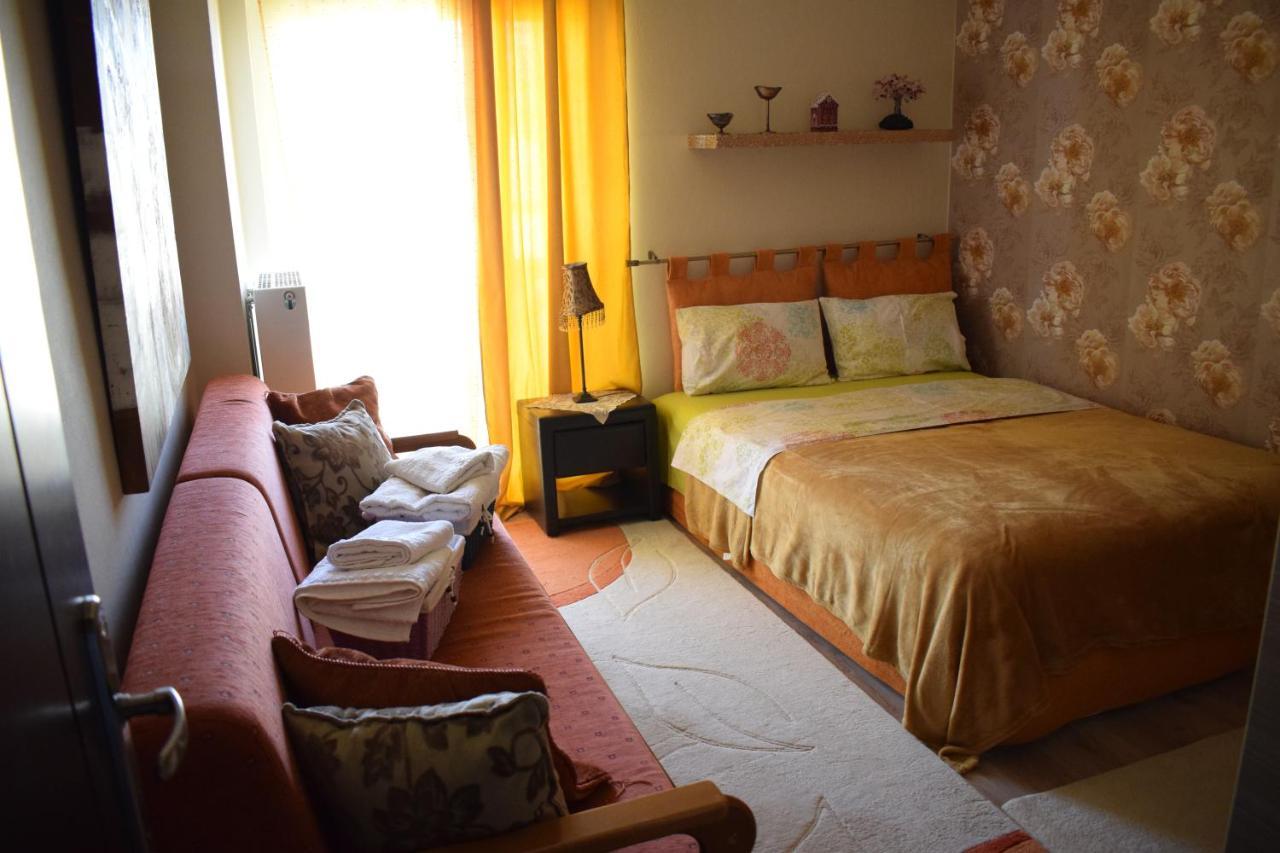 Five Stars In Trikala Apartment Exterior photo